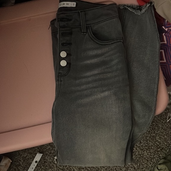 Tinseltown, Like New jeans size 3! Must Go - Picture 2 of 3